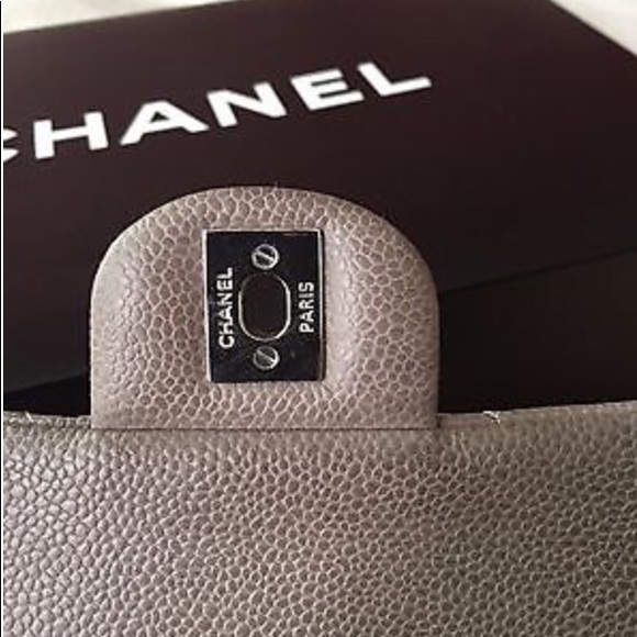 Channel Timeless Bag - Picture 5 of 7